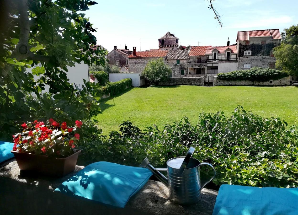 Dida Roko, Rustikalni Apartman S Terasom Kaštela エクステリア 写真