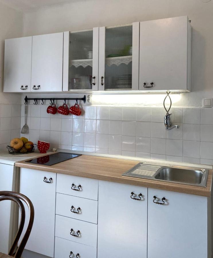 Dida Roko, Rustikalni Apartman S Terasom Kaštela エクステリア 写真