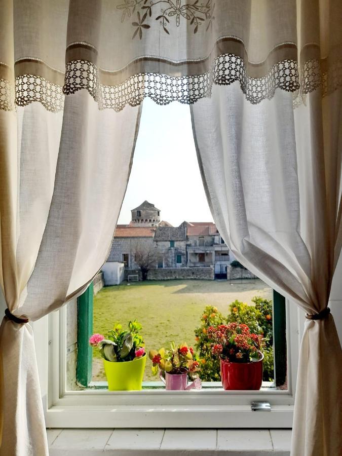 Dida Roko, Rustikalni Apartman S Terasom Kaštela エクステリア 写真